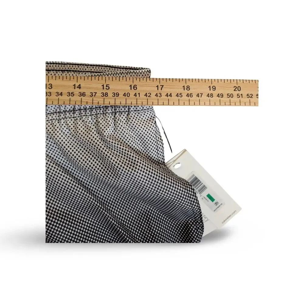 Calvin Klein Swim Trunks NWT UPF 40+ Size L